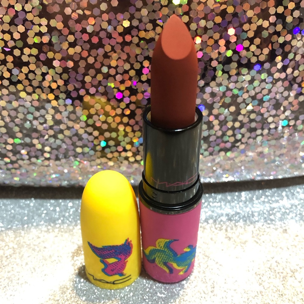 BNIB! Limited Edition MAC Powder Kiss Lipstick in LUCK BE A LADY 🍀🐲